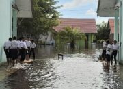 Sekolah Di Singkil Masih Libur Karena Banjir