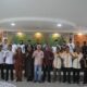 Tim Pengawasan Aliran Kepercayaan dan Aliran Keagamaan Masyarakat (PAKEM) foto bersama usai melaksanakan rapat koordinasi di Aula Kejaksaan Negeri (Kejari) Binjai, Rabu (18/10). Waspada/Ist