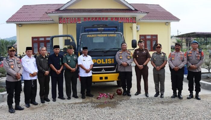 Polres Palas Terima Bantuan Satu Mobil Operasional Dari Pemkab