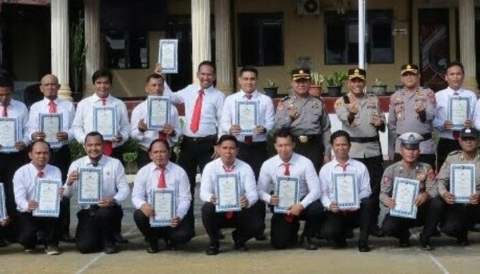 34 Personel Terima Reward Dari Kapolres P.Siantar