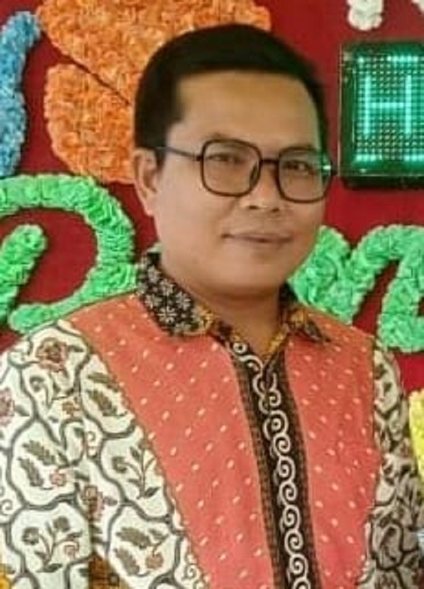 Jadi Marbot 8 Tahun, Antar Zainal Efendi Hasibuan Raih S1-S3