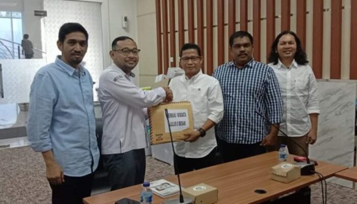 Berkas Penetapan Anggota KIP Langsa Diserahkan Ke KPU RI