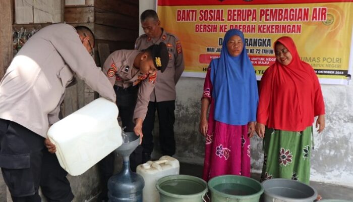 HUT Ke-72 Humas Polri, Polres Agara Distribusikan Air Bersih