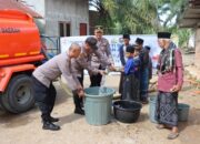 Polisi Tangani Krisis Air Bersih Di Ponpes