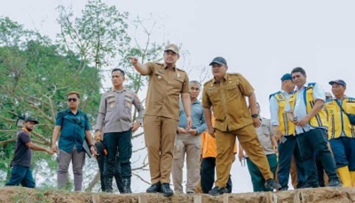 Pantau Gotong Royong, Bobby Nasution Susur Sungai Deli, Progres Pembersihan Capai 24,63 Persen