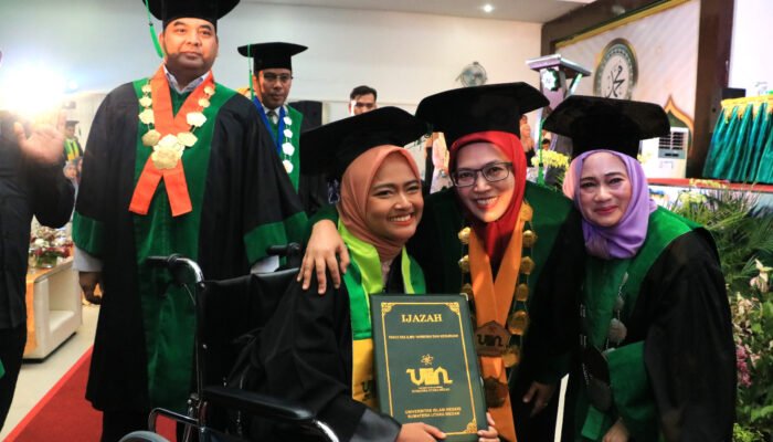 Wisuda Hari Ke 3 Penuh Haru, UINSU Komitmen Jadi Kampus Ramah Difabel