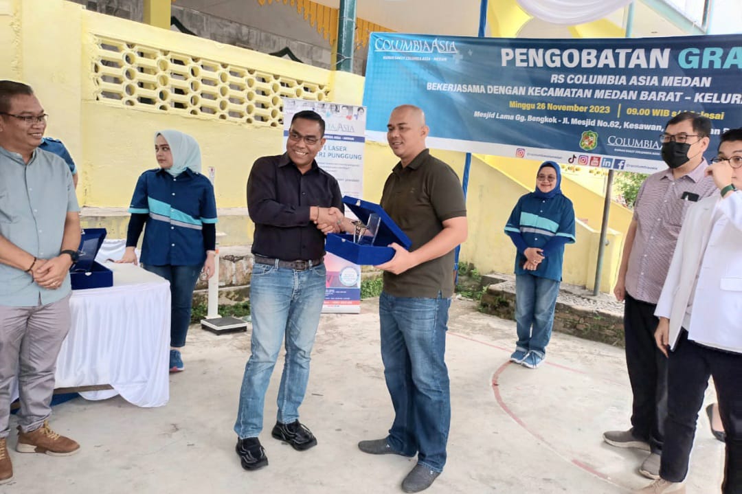 RS Columbia Asia Medan Gelar Pengobatan Gratis Di Masjid Lama Gang Bengkok