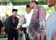 Pemkab Agara Bagikan Bibit Cabai