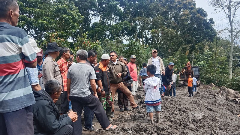 Desa Turpuk Sihotang Dilanda Banjir Bandang, 1 Orang Hilang