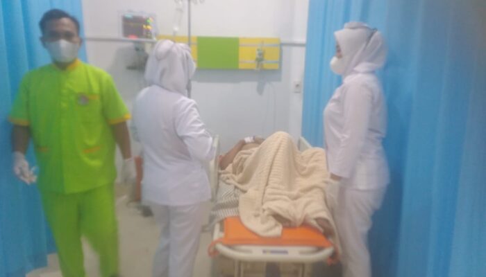 Penertiban Atribut Peserta Pemilu Di P. Siantar Yang Langgar Aturan