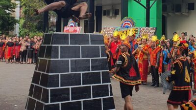 Dies Natalis Ke-10 UKM Seni Budaya Nias Dies Natalis Ke-10 UKM Seni Budaya Nias