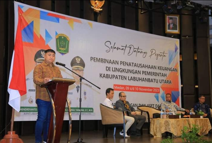 Bupati Buka Acara Pembinaan Penatausahaan Dan Laporan Keuangan