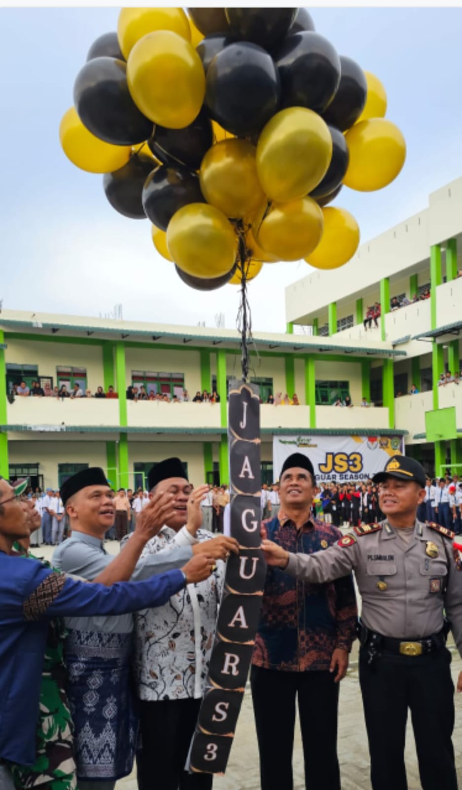 Kakanwil Kemenagsu Apresiasi Lomba Paskibra Jaguar Season 3 Di MAPN 4 Medan