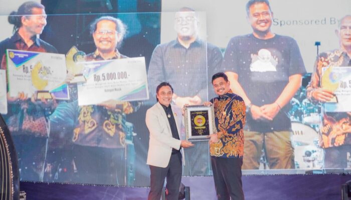 Peduli Musisi, Bobby Nasution Terima Penghargaan PKMM dan Dinobatkan Anggota Kehormatan PAPPRI