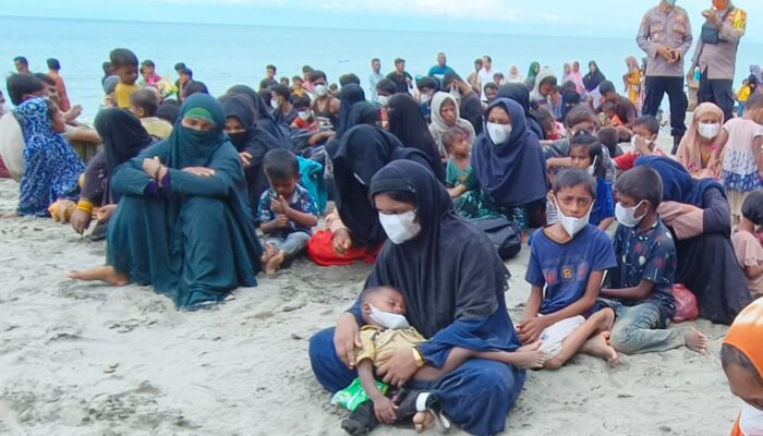 Pengungsi Rohingya Yang Terdampar Kembali Di Pidie Dari Bangladesh