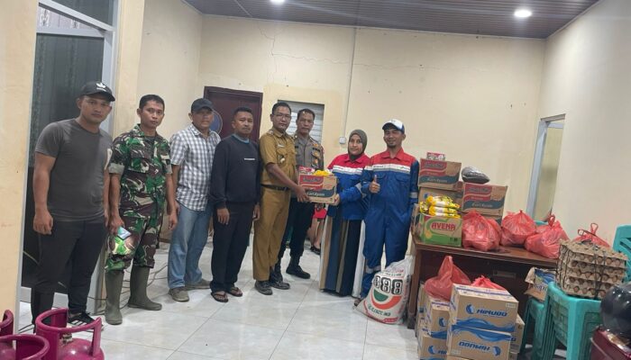 Pertamina Bantu Sembako Dapur Umum Warga Terdampak Illegal Tapping Pipa Penyalur BBM