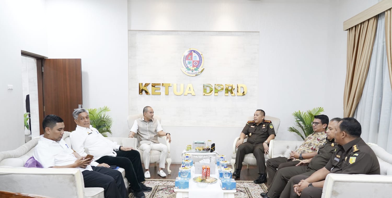 Kajari Sambangi DPRD, Ketua: Sinergi Untuk Pembangunan Deliserdang Kajari Sambangi DPRD, Ketua: Sinergi Untuk Pembangunan Deliserdang