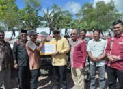 Pj. Bupati Bener Meriah Serahkan 20 Traktor Kepada Kelompok Tani