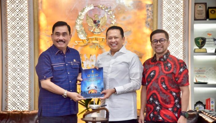 Bambang Soesatyo Terima Audiensi Ketua Panitia Natal MPR, DPR  & DPD RI Hendrik Sitompul Dan Pengurus