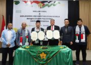 USK Serahkan Beasiswa Langsung Ke Dubes Palestina