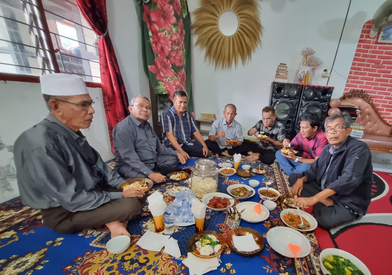 Ketua Puskud Aceh Takziah Ke Rumah Duka Wartawan Waspada Sabang