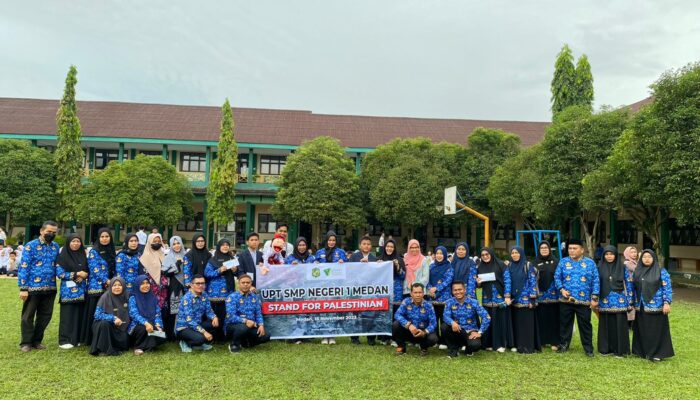 UPT SMP Negeri 1 Medan Salurkan Rp24 Juta Donasi Palestina Melalui DD Waspada