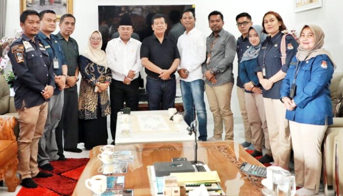 Terima Audiensi KPU, Bupati Simalungun: Jaga Netralitas