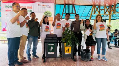 Danamon Peduli Tanam 200 Pohon Dan Membangun Pondok Edukasi di Desa Tambunan