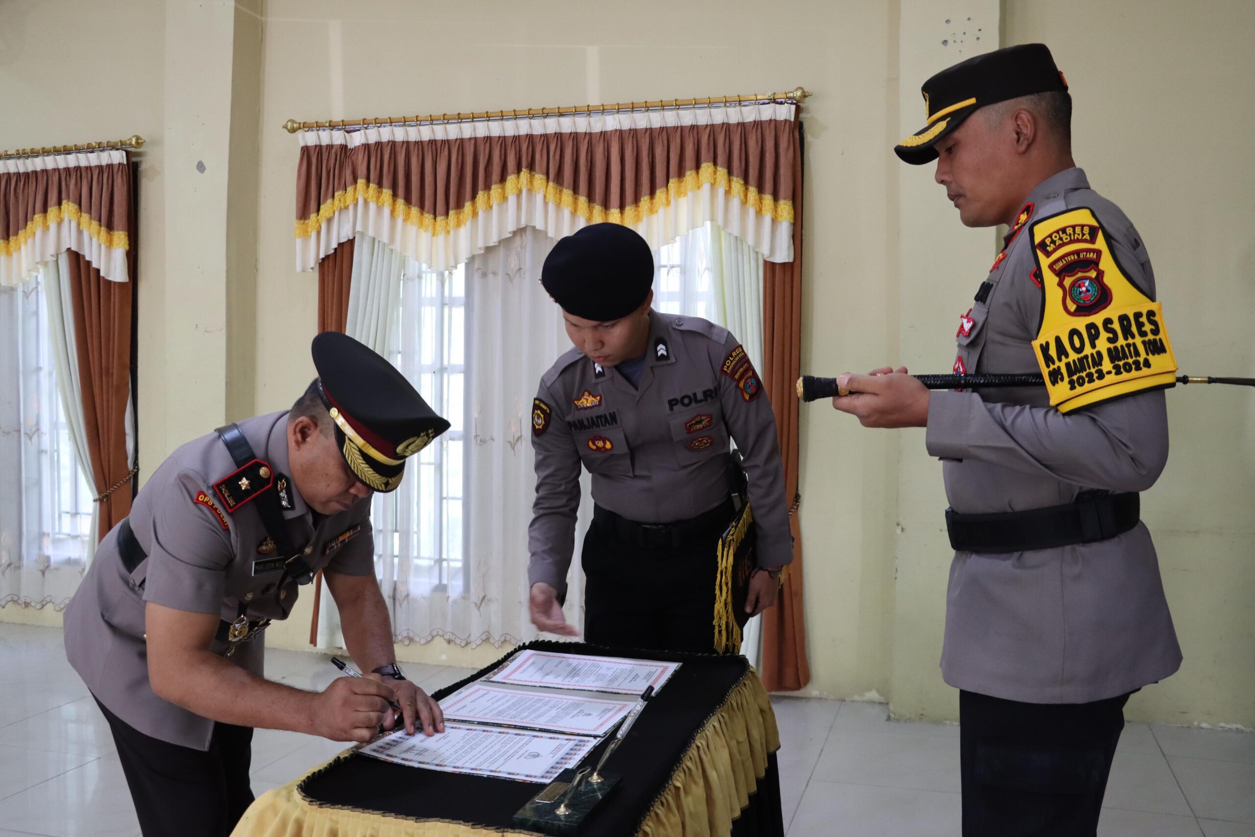 Wakapolres Madina Kompol Marluddin, Kasat Reskrim Iptu Muhammad Taufik Siregar