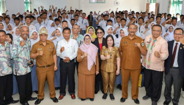 Kuatkan Ideologi Pancasila, Wali Kota P. Siantar Kunjungi Sekolah