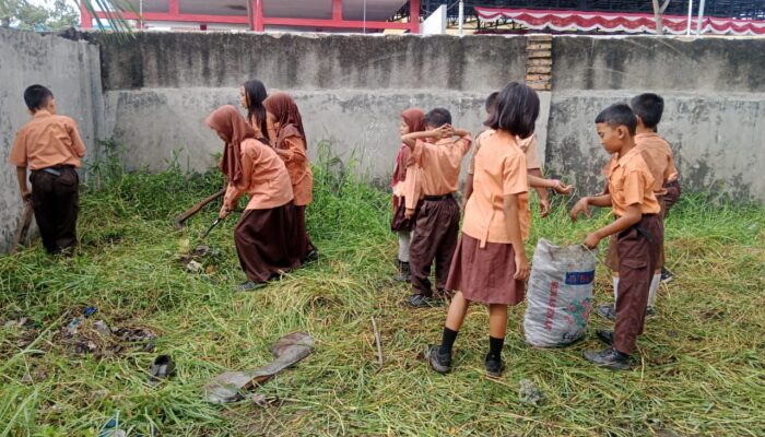 SD Negeri 064003 Belawan Gelar Sabtu Bersih