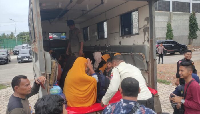 Puluhan Etnis Rohingya Dipindahkan