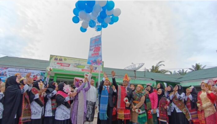 Rayakan HGN Kakanwil Kemenag Sumut Apresiasi Para Guru