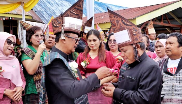 Peringatan Hari Guru Nasional Dan HUT Ke-78 PGRI Di Simalungun Meriah