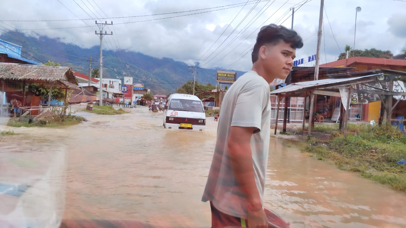 Masyarakat Agara Masih Dihantui Banjir Susulan