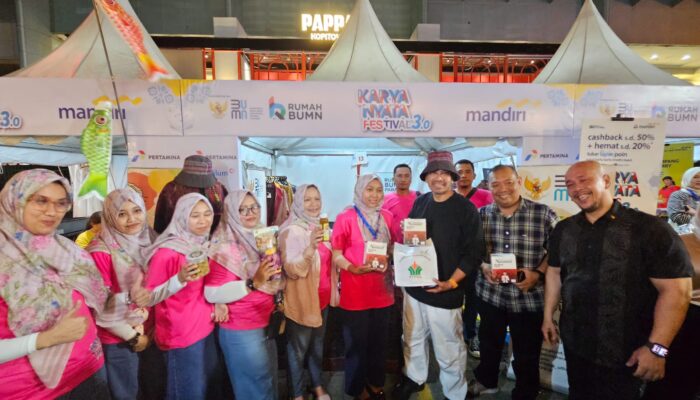 Produk UMKM Binaan PTPN IV Tarik Minat Pengunjung
