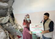 Dompet Dhuafa Salurkan Paket Sanitasi Perempuan Untuk Korban Di Palestina
