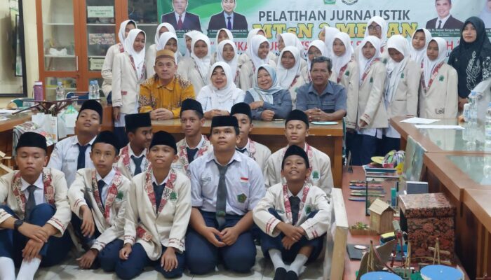 Siswa MTsN 2 Medan Antusias Ikuti Pelatihan Jurnalistik