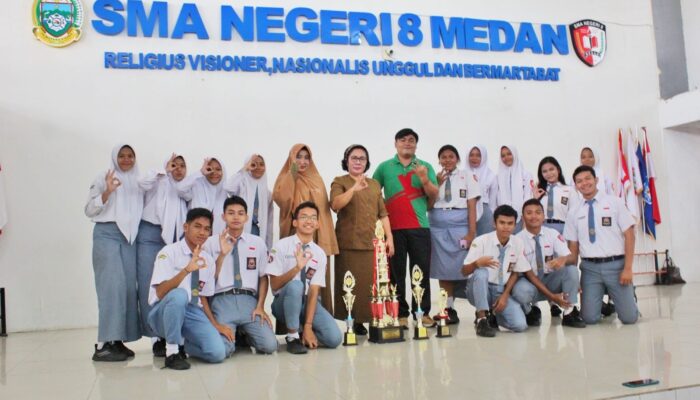 Peserta Didik SMA 8 Medan Ukir Berbagai Prestasi Kejuaraan