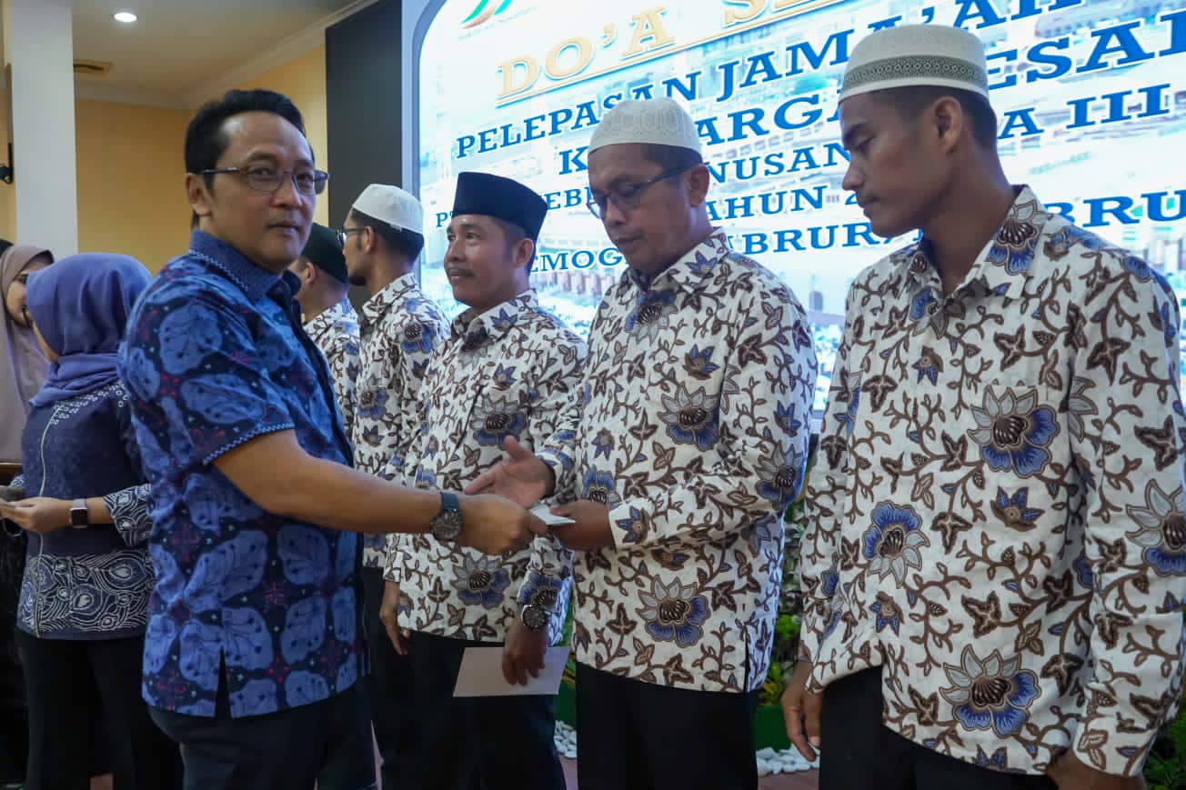 PTPN III Berangkatkan 66 Jemaah Umroh