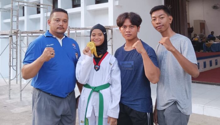 Siswi SMP-Ar Rahman Percut Raih Medali Emas Pada Cabor Takewondo Di POPKAB Deli Serdang