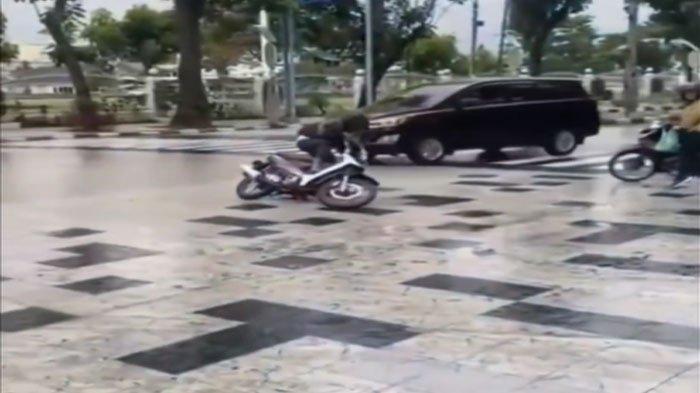 Mau Keramik Atau Tidak, Arsitek USU Tegaskan Bermaterial Licin Tetap Langgar Aturan