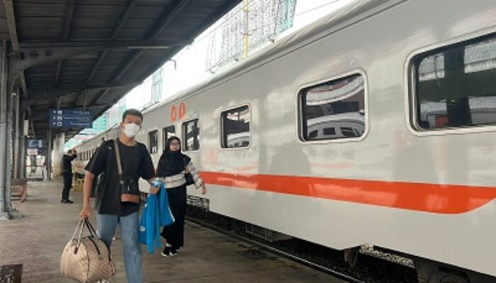 Natal dan Tahun Baru, PT KAI Divre I SU Sediakan 141 Ribu Tiket