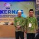 Drs. H. Muhammad Asrul Hasibuan M.Pd dan Asrul Nasution di sela kegiatan berlangsung. Waspada/ist