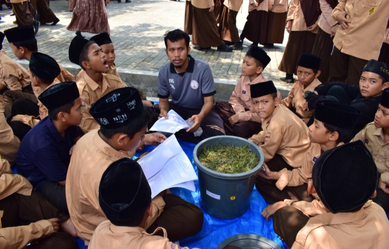 Sekda Aceh Ikut Senam "Tolak Serangan Fajar" Bersama KPK