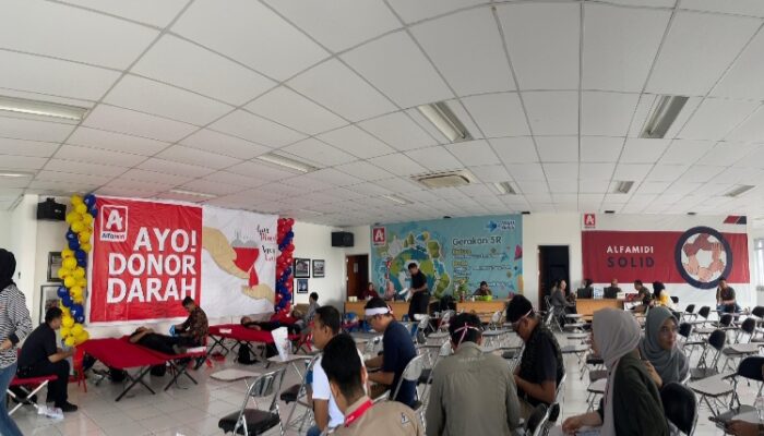 Peringati Hari Pahlawan Nasional, Alfamidi Medan Gelar Kegiatan Donor Darah
