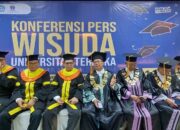 UT Wisuda 1.957 Lulusannya, 3 Tokoh jadi Wisudawan Kehormatan