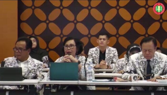 Ketum PB PGRI Unifah Rosyidi: PGRI Tetap Solid