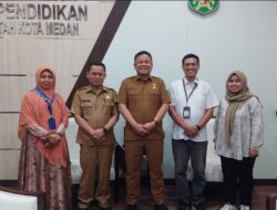 Memotret Program Guru Penggerak, Tim Press Tour Kemendikbudristek Diterima Kadisdikbud Medan