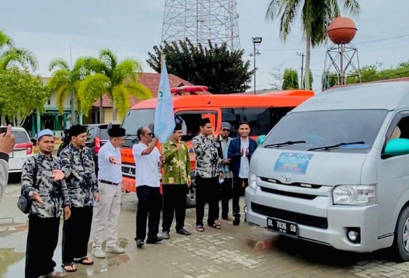 Bupati Lepas Kafilah FASI Aceh Timur Bupati Lepas Kafilah FASI Aceh Timur